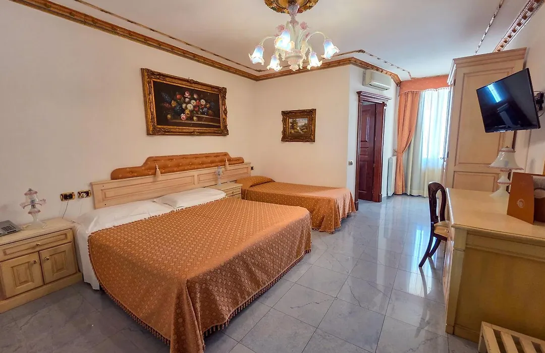Euro Hotel Iglesias-1