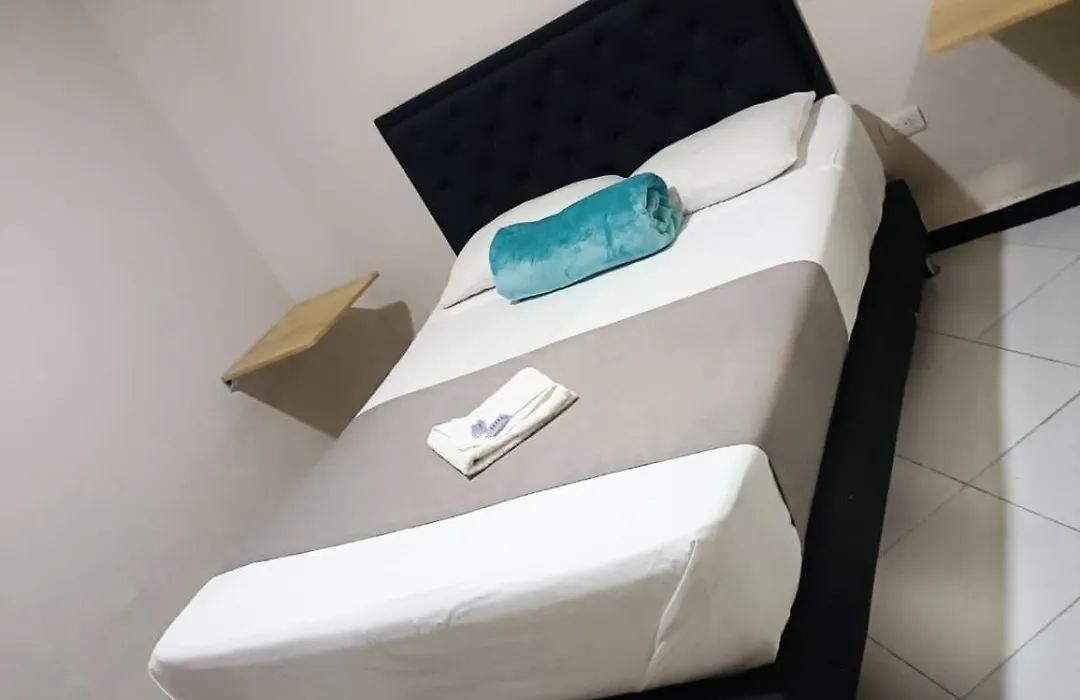 Hotel Picasso 70-1