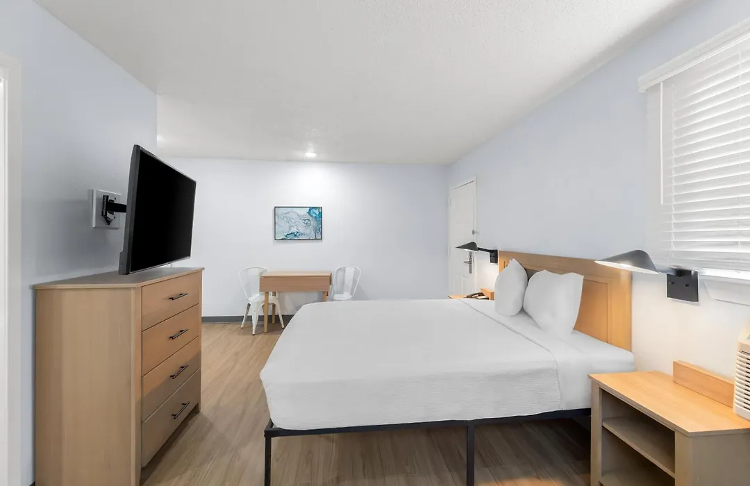 Birch Hill Suites Jackson-1