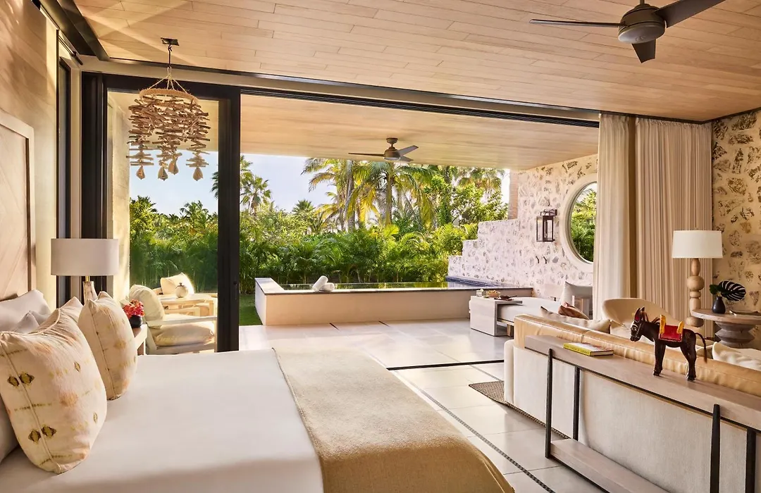 Susurros Del Corazon, Auberge Collection-1