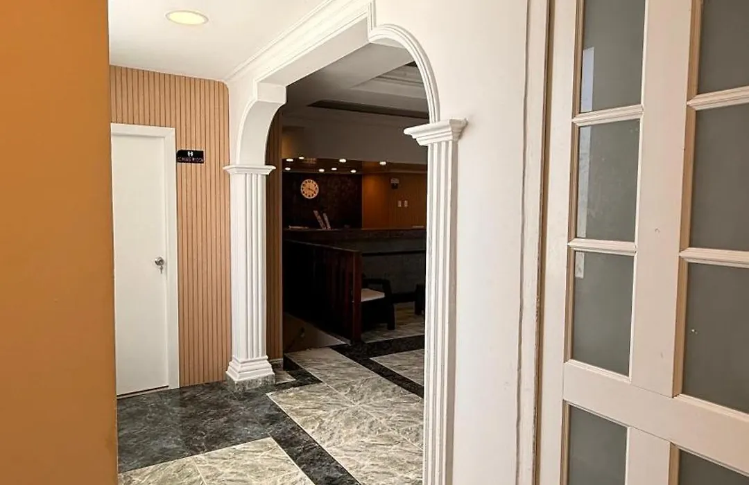 Holiday Sai Hotel-1