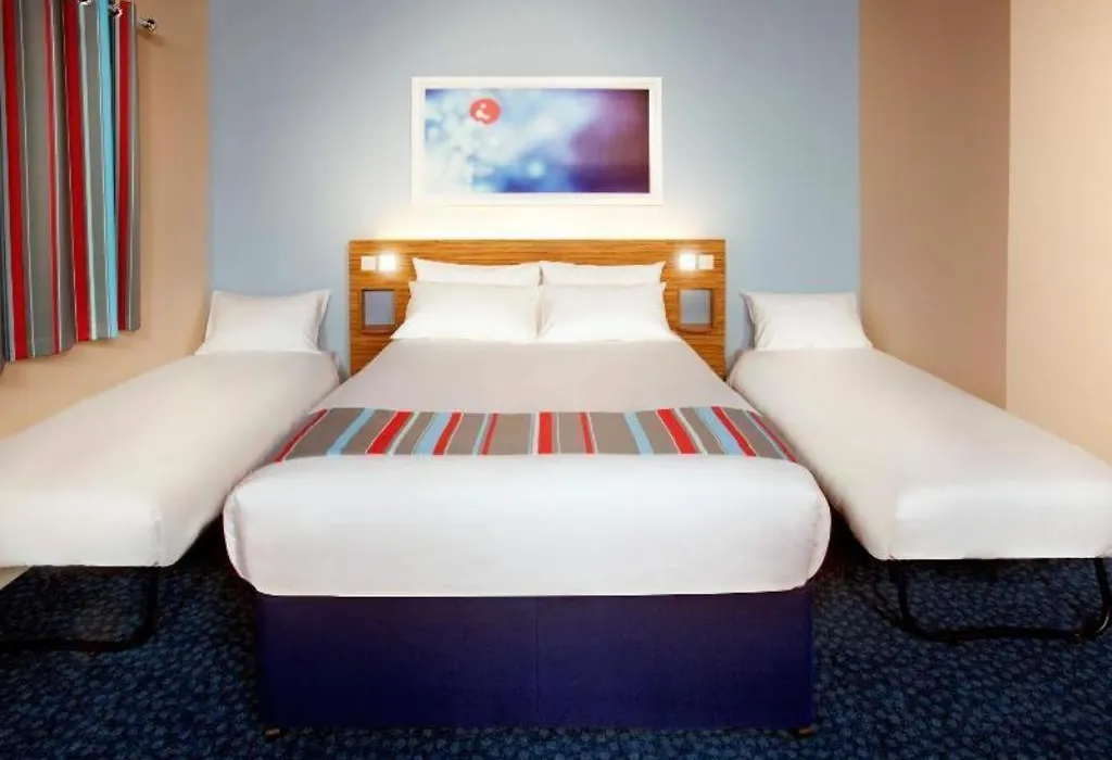 Travelodge London Chessington Tolworth-1