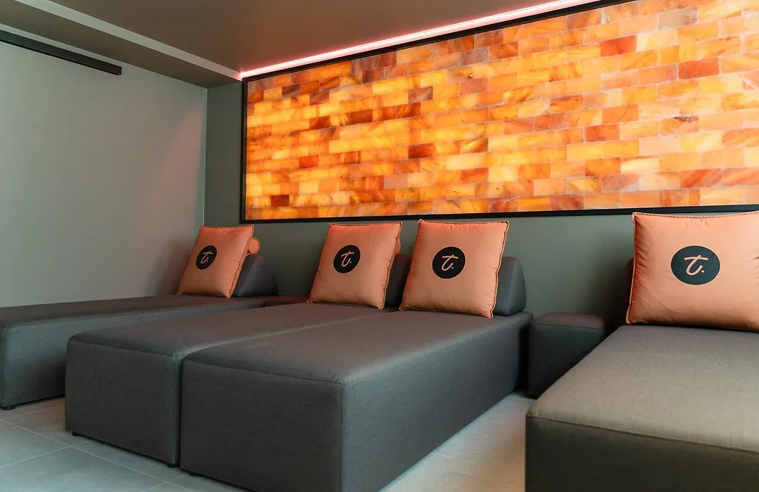 Hotel Am Triller - Hotel & Serviced Apartments - Pool & Relax Lounge-1