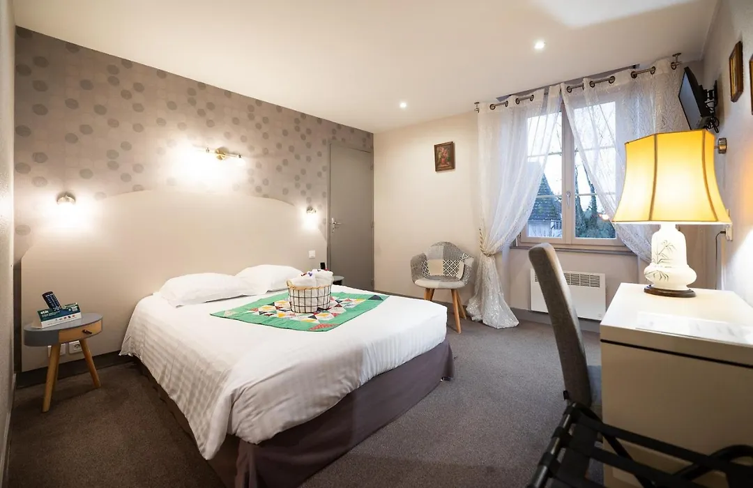 Logis Hotel Restaurant Bistronomique La Vieille Auberge,-1