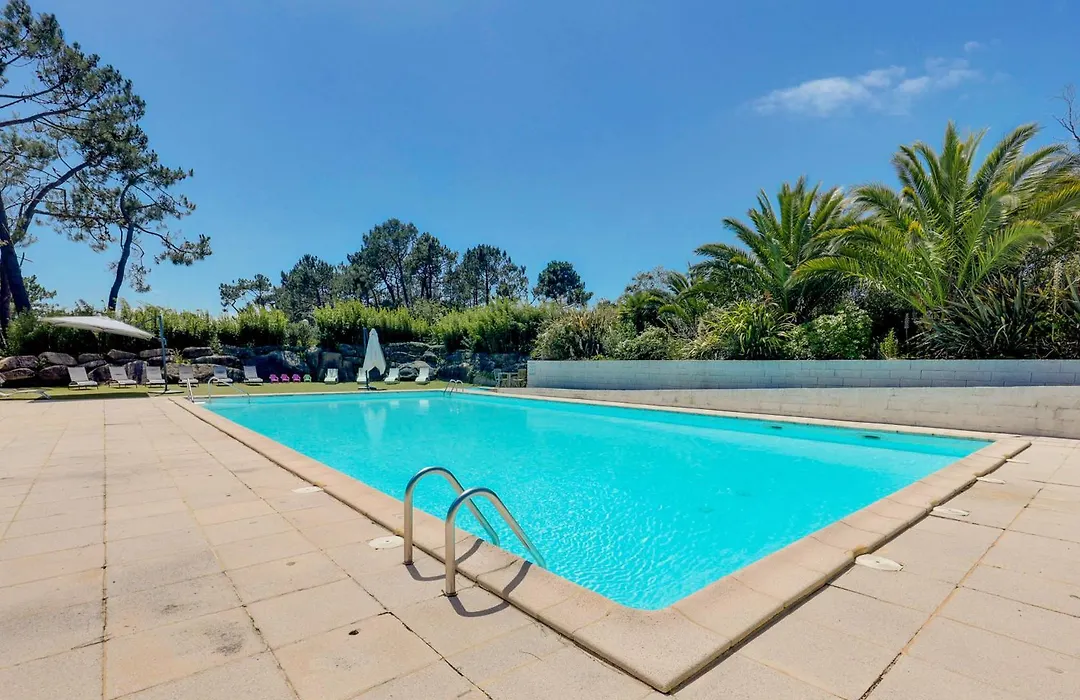 Brit Hotel Golfhotel Saint Samson-1