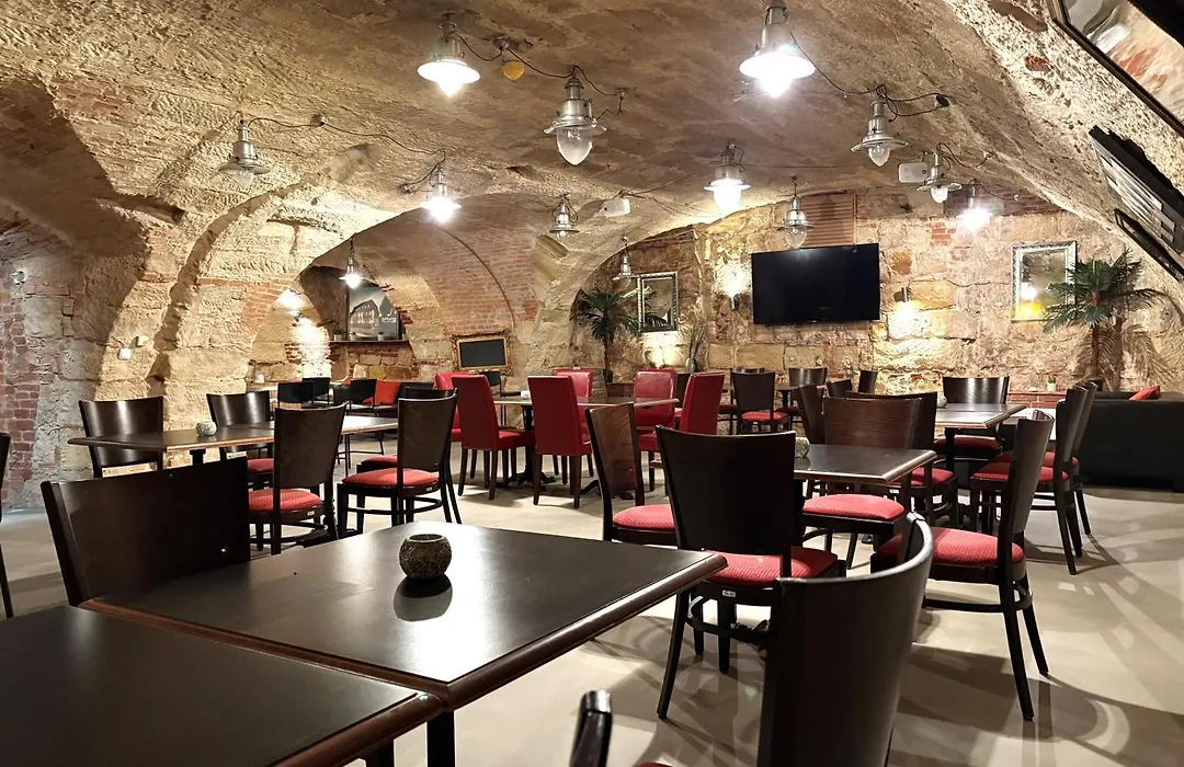 Hotel Goldener Adler Garni-1