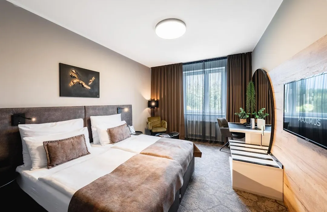 Maximus Resort-1