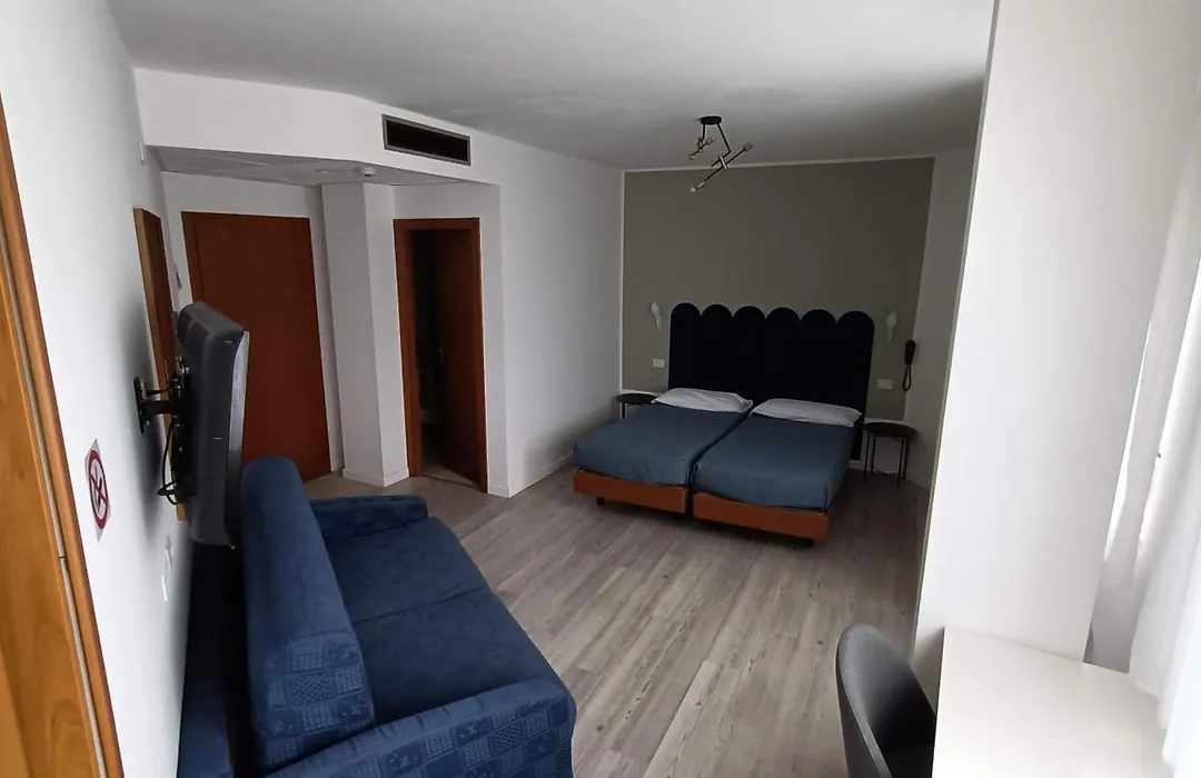 Hotel Everest Arco-1
