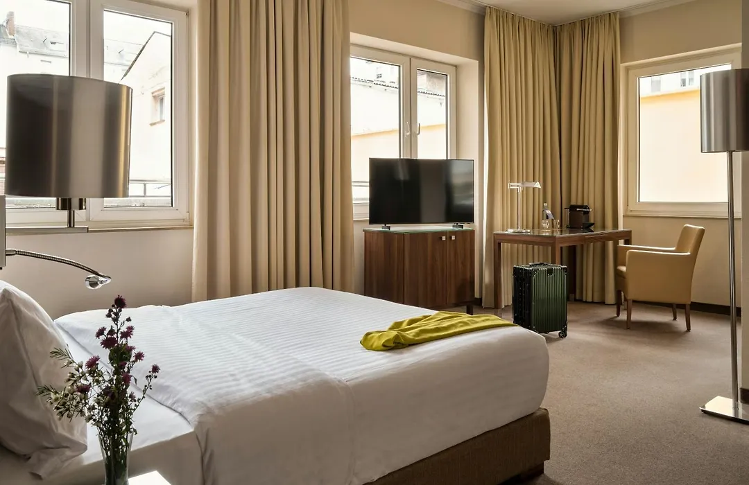 Flemings Hotel Frankfurt Main-Riverside-1