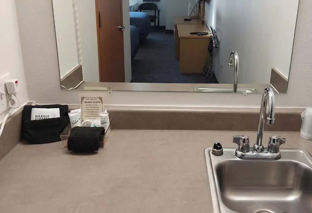 Coeur D' Alene Budget Saver Motel-1