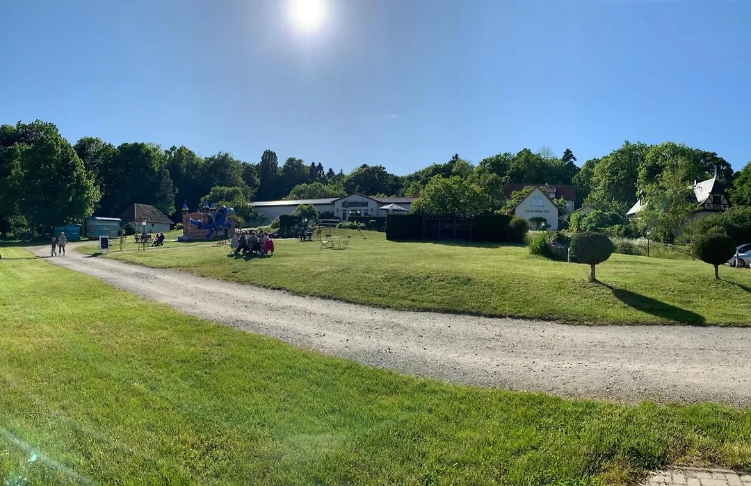Zum Schlossgarten-1