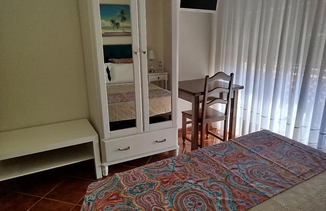 A Casa Da Ti Laura - Al-1