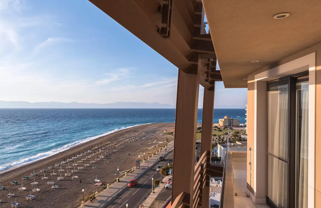 Bellevue On The Beach Suites-1