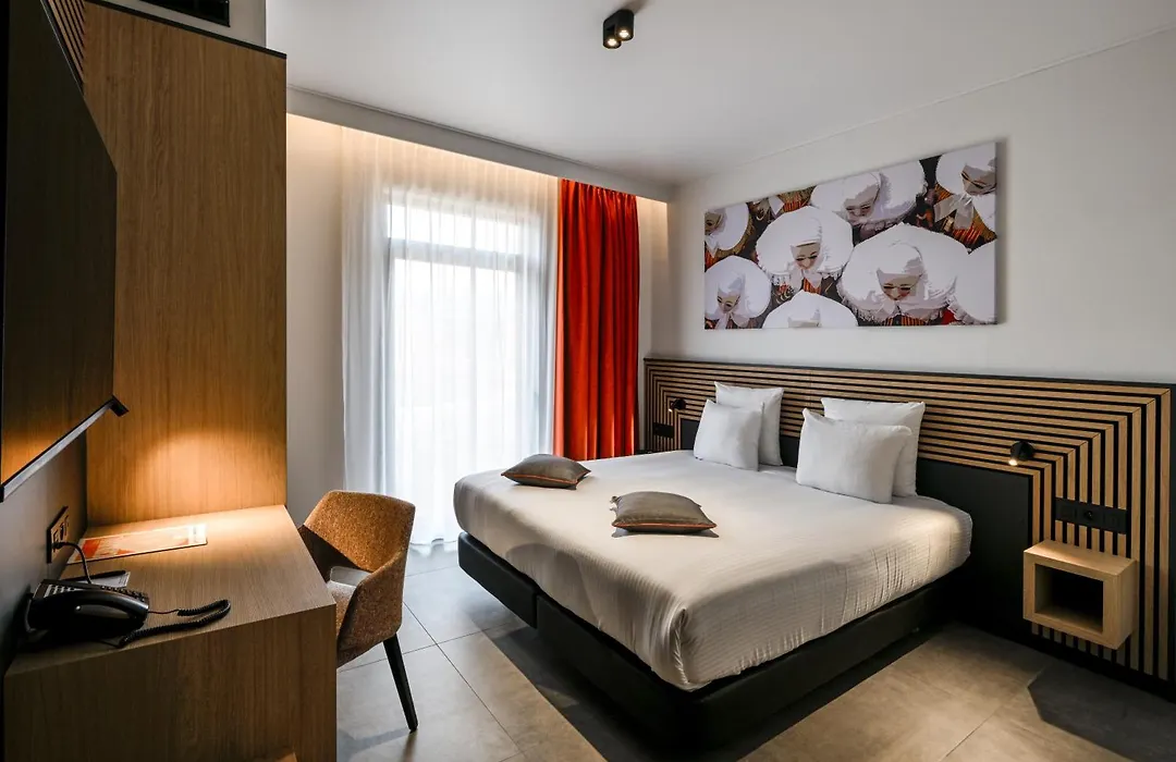 Orange Hotel La Louviere-1