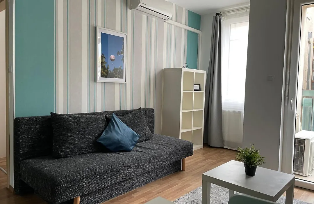 Corvin Center Suites-1