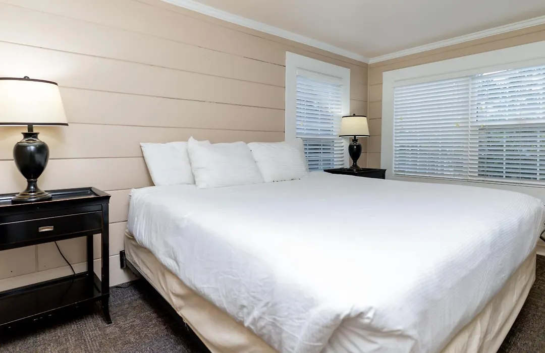 Ecola Creek Lodge-1