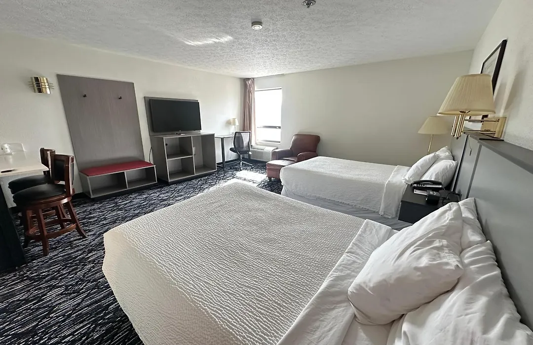Ramada By Wyndham Strasburg Dover-1