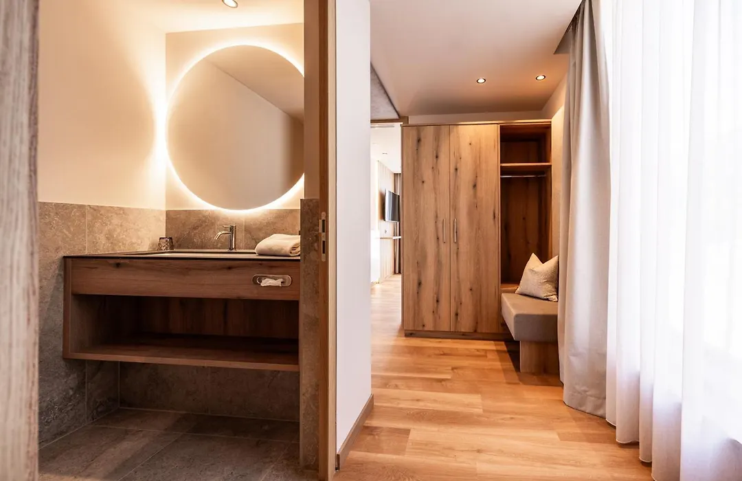 Egger Apartments & Suites-1