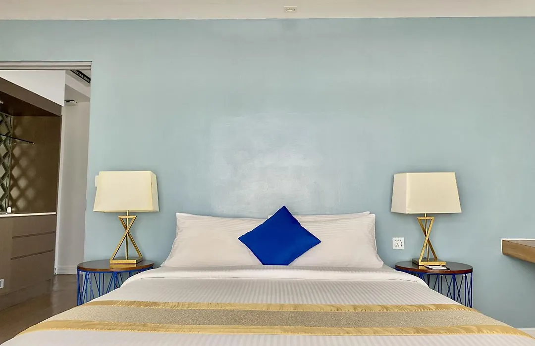 Ferra Hotel And Garden Suites-1
