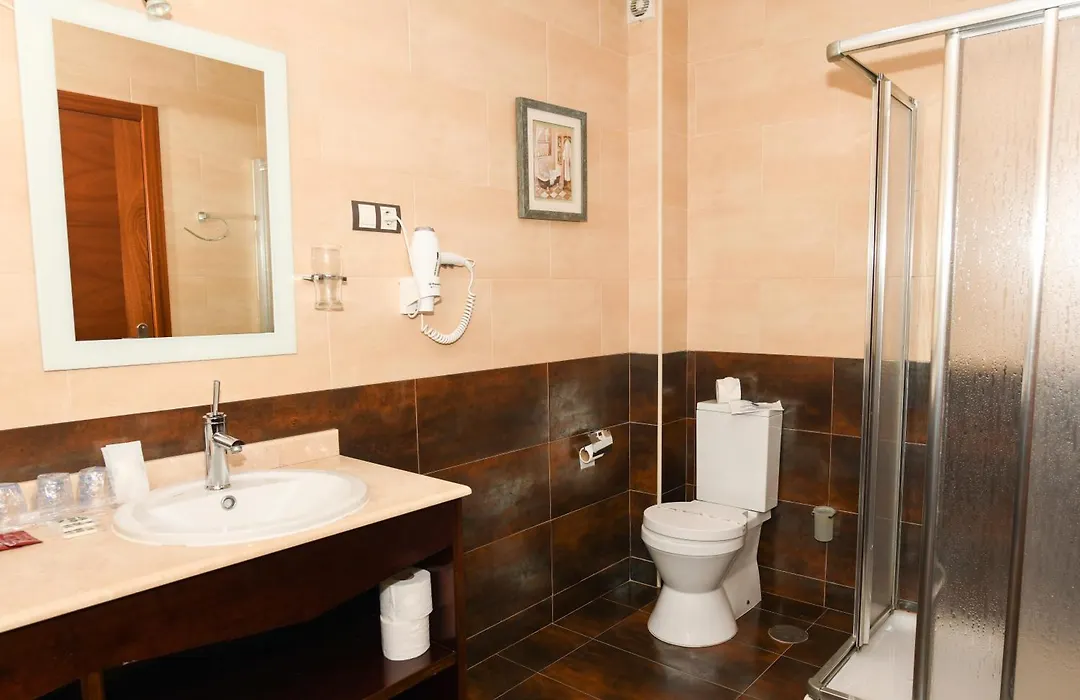 Hotel Ancora-1