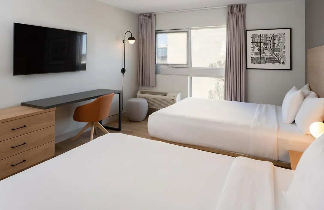 Norwood Hotel-1