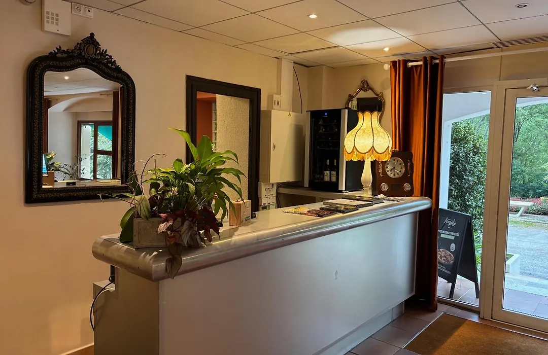 Appart'Hotel Castel Emeraude, Charme Et Caractere-1
