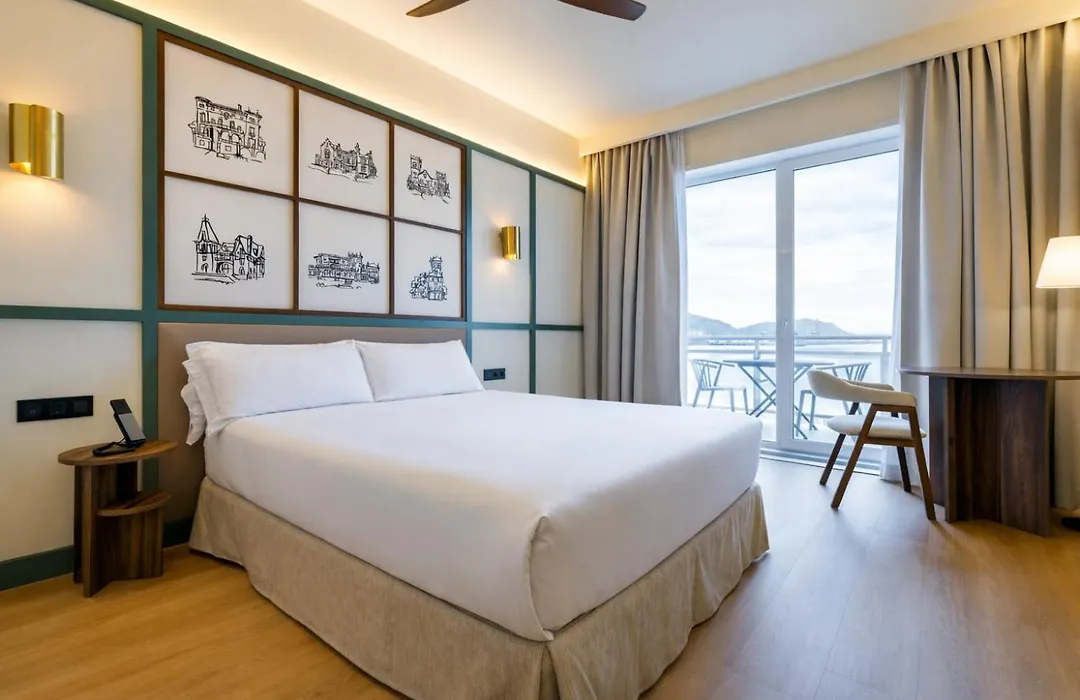 Petit Palace Tamarises-1