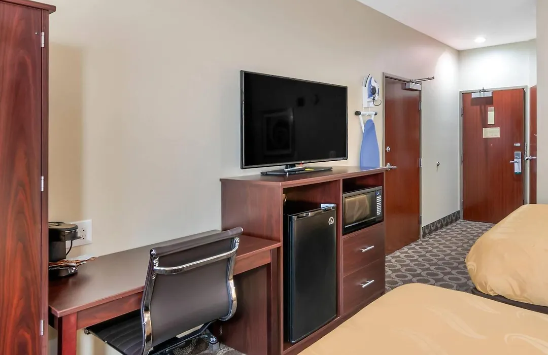 Quality Inn Overland Park Kansas City-1