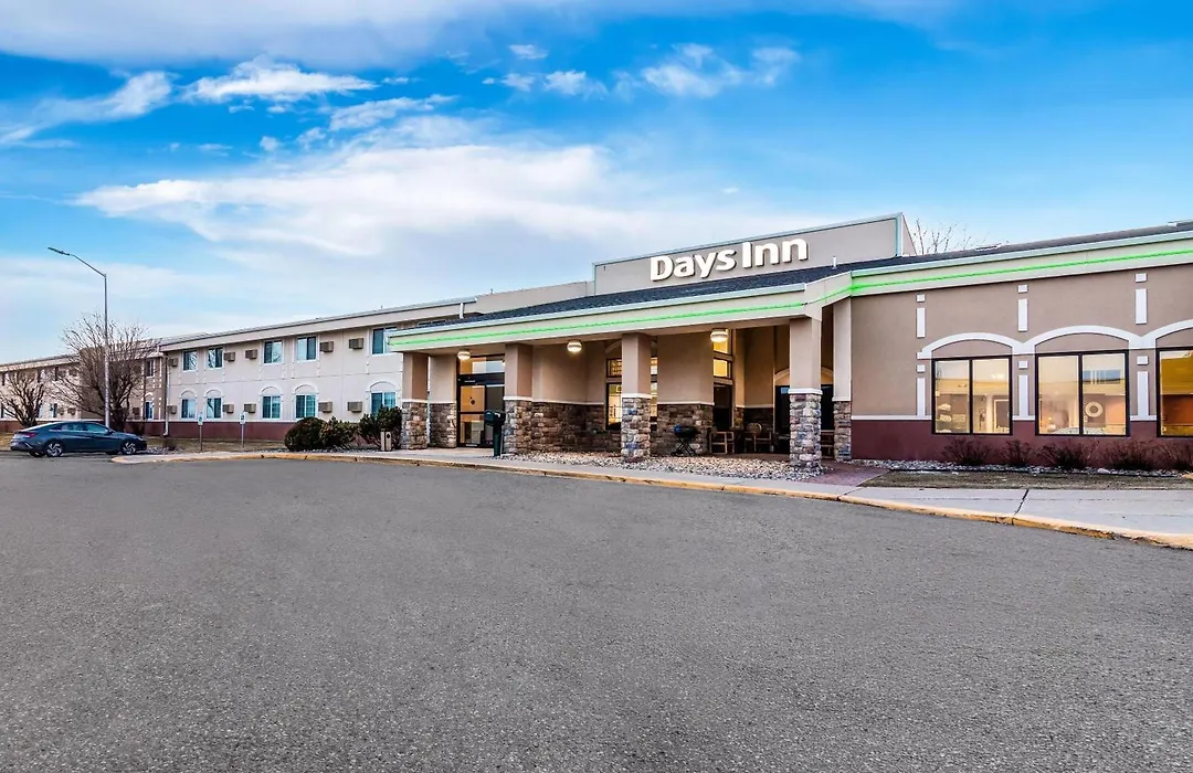 Days Inn By Wyndham Minot-1