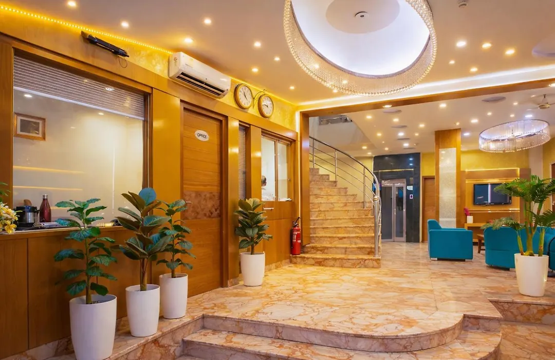 Hotel Golden Oasis - 5 Minute Walk From New Delhi Railway Station-1