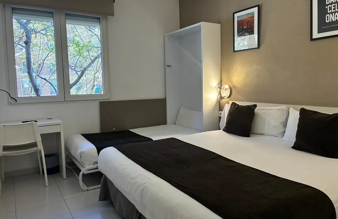 Hotel Travessera-1