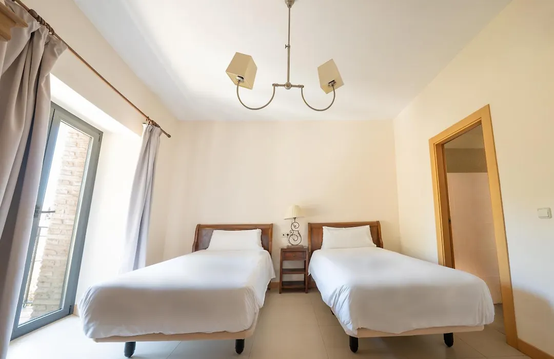 Hotel Villa Marcilla by Pandora Hoteles-1