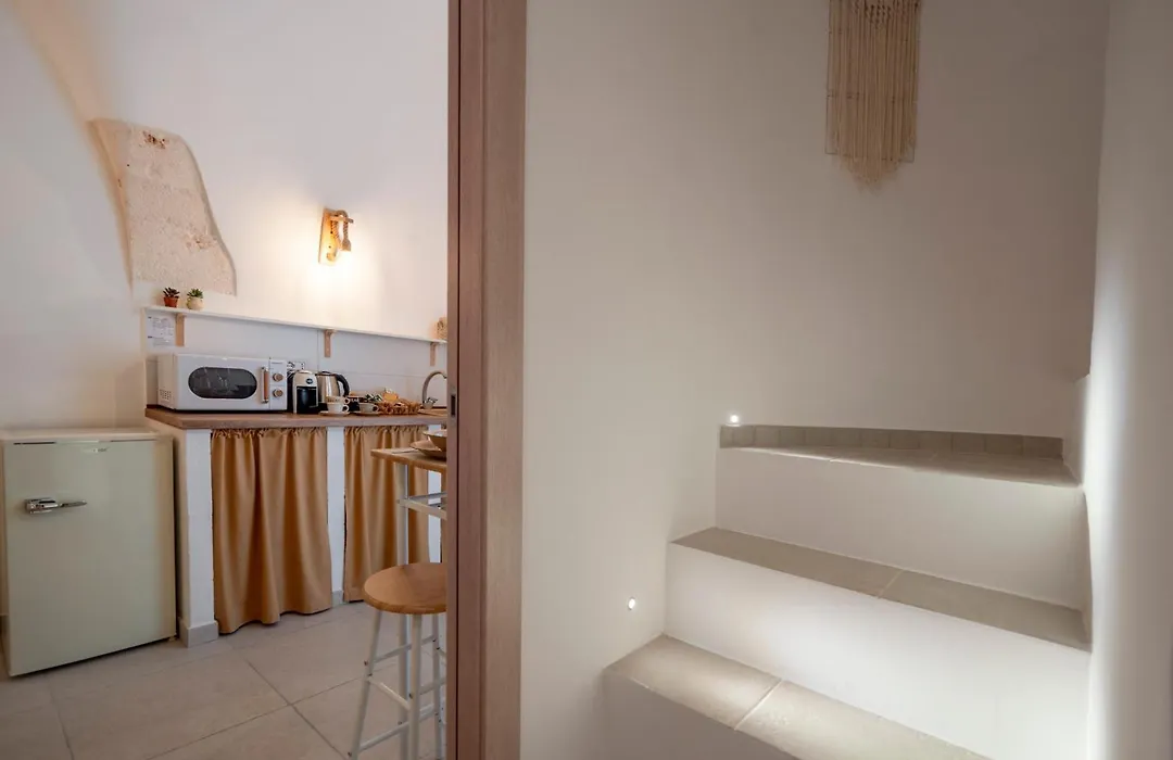 Dimora Giulia Luxury Suite And Room-1