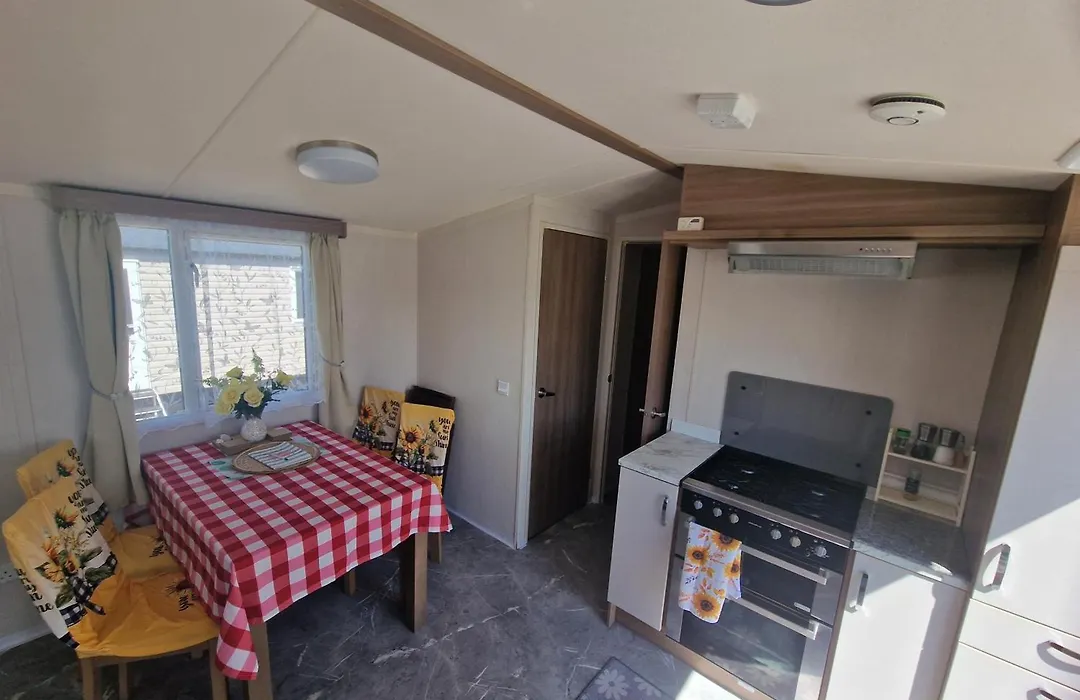 Durdlee Door, D27, Main Rd, West Lulworth, Wareham Bh20 5Pu-1