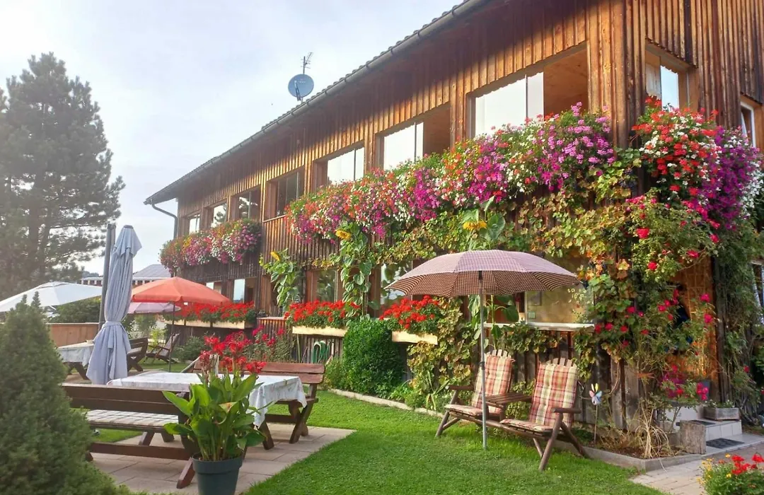 Haus Vögel-1