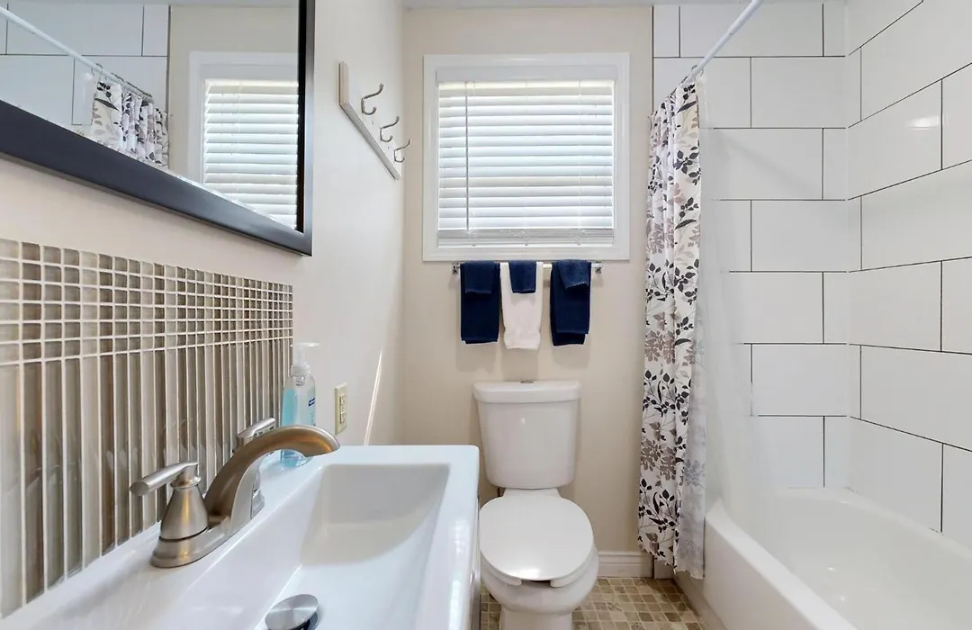 Roseway River Cottages-1