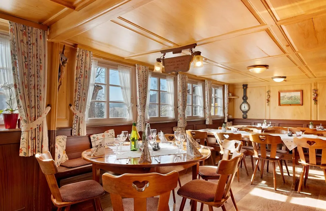 Gasthaus Hirschen Oberes Wirtshaus-1
