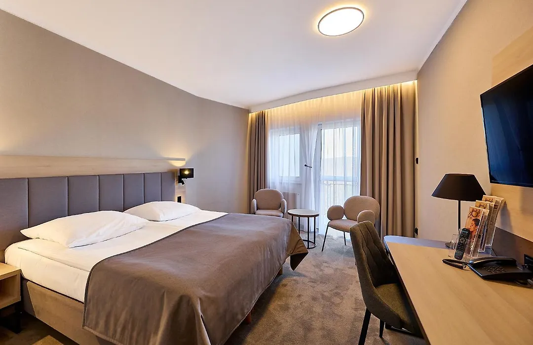 Hotel Aurora Family & Spa-1