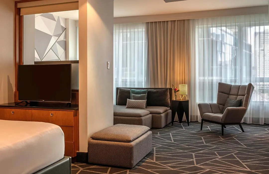 Hotel Le Crystal Montreal-1