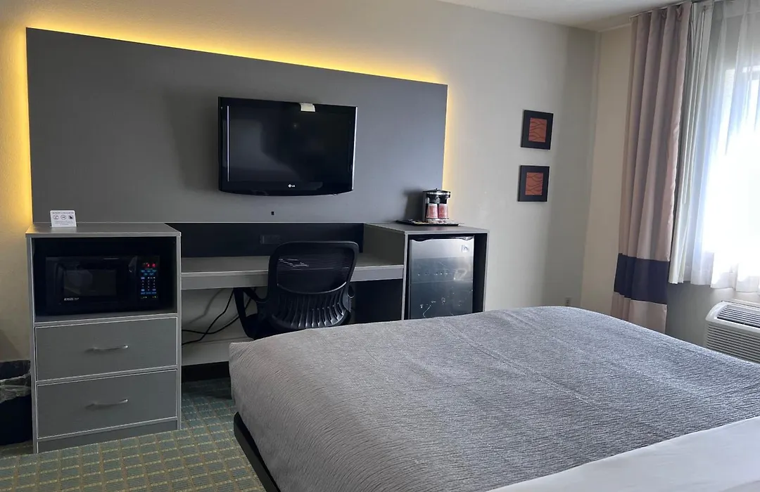 Quality Inn Seekonk-Providence-1
