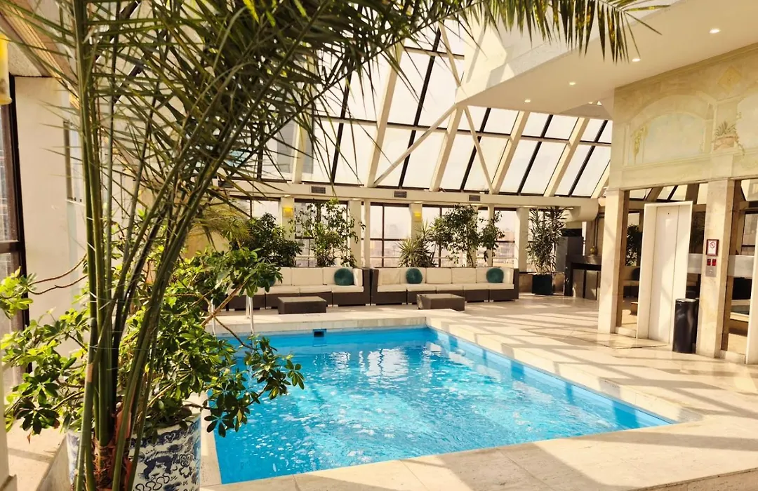 Park Plaza Santiago-1