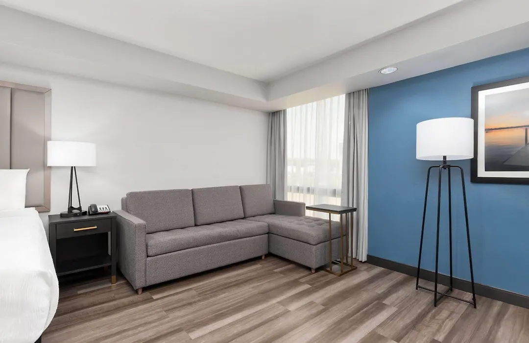 La Quinta By Wyndham Dallas I-35 Walnut Hill Ln-1