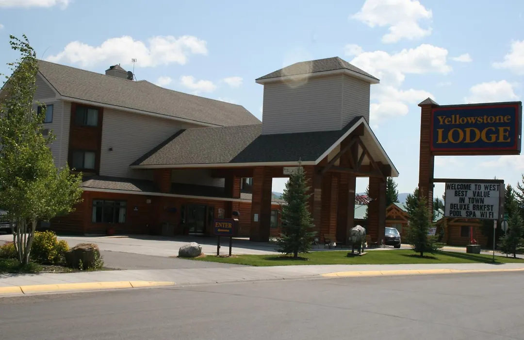 Yellowstone Lodge-1
