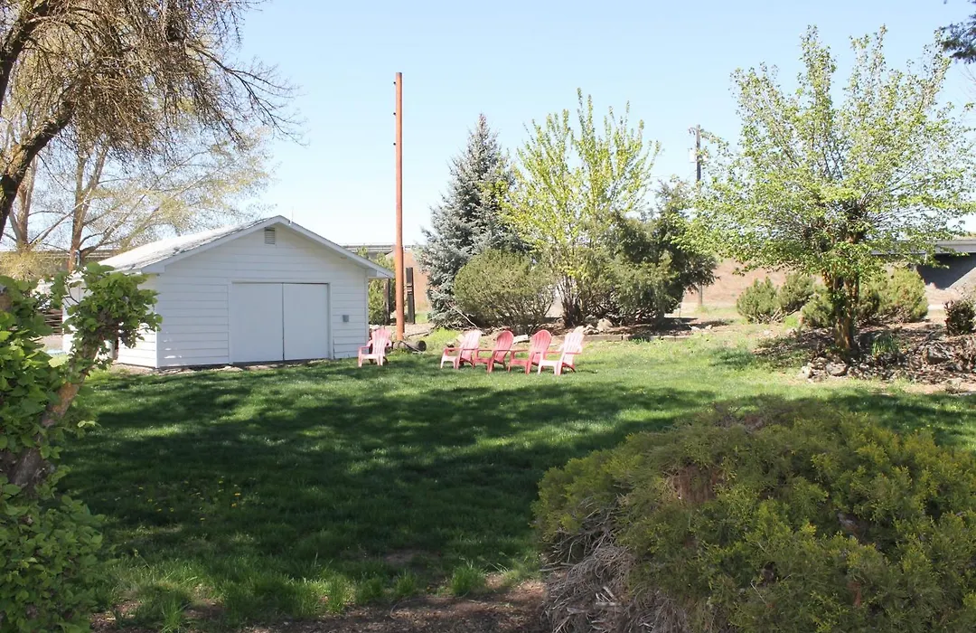 Sprague Motel-1