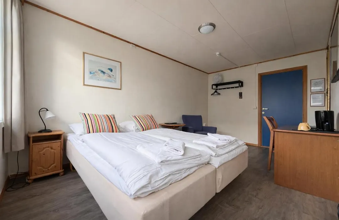 Hotel Svartisen-1