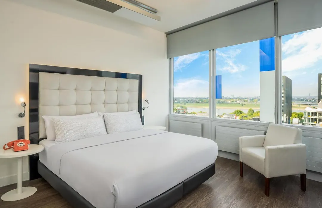 Innside By Melia Duesseldorf Hafen-1