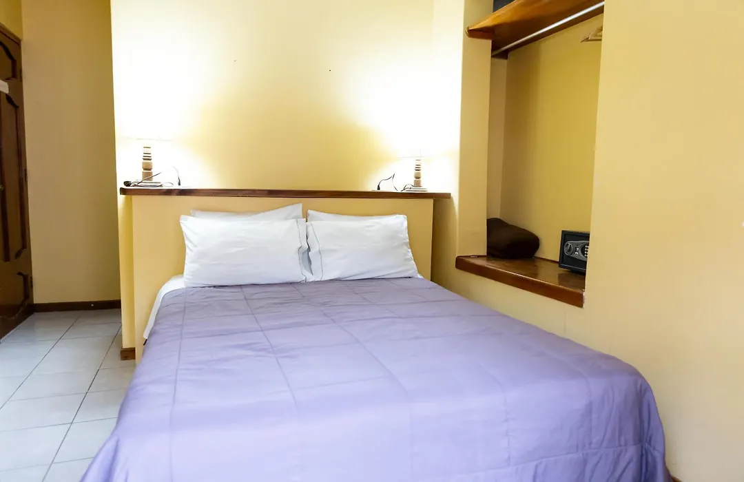 Hosteria Suiza-1