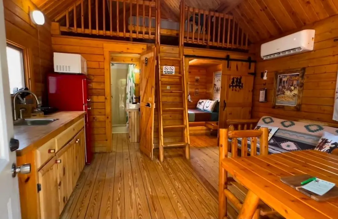 Katie'S Cozy Cabins-1