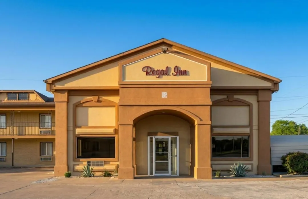 Regal Inn Coffeyville Ks Us 169-1