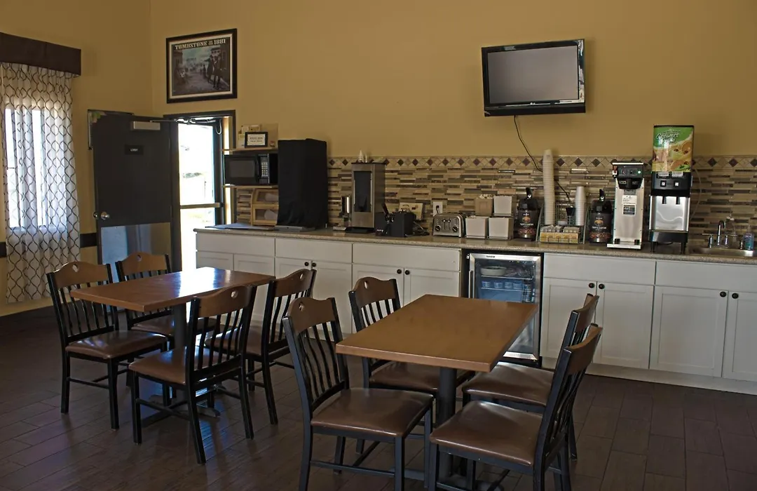 Super 8 By Wyndham Abilene Ks-1
